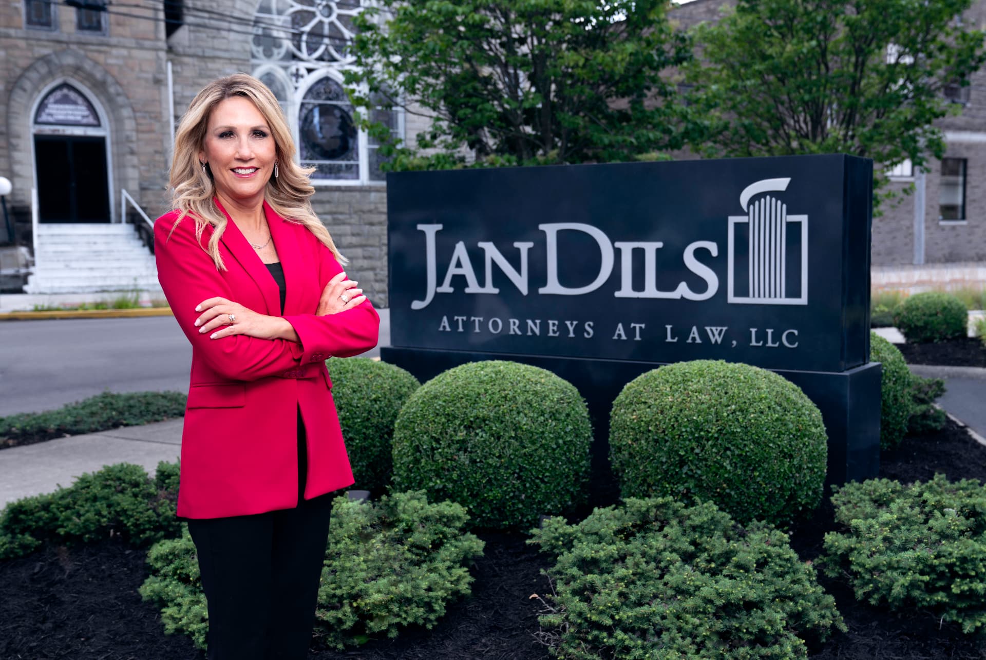 What Sets Jan Dils Apart